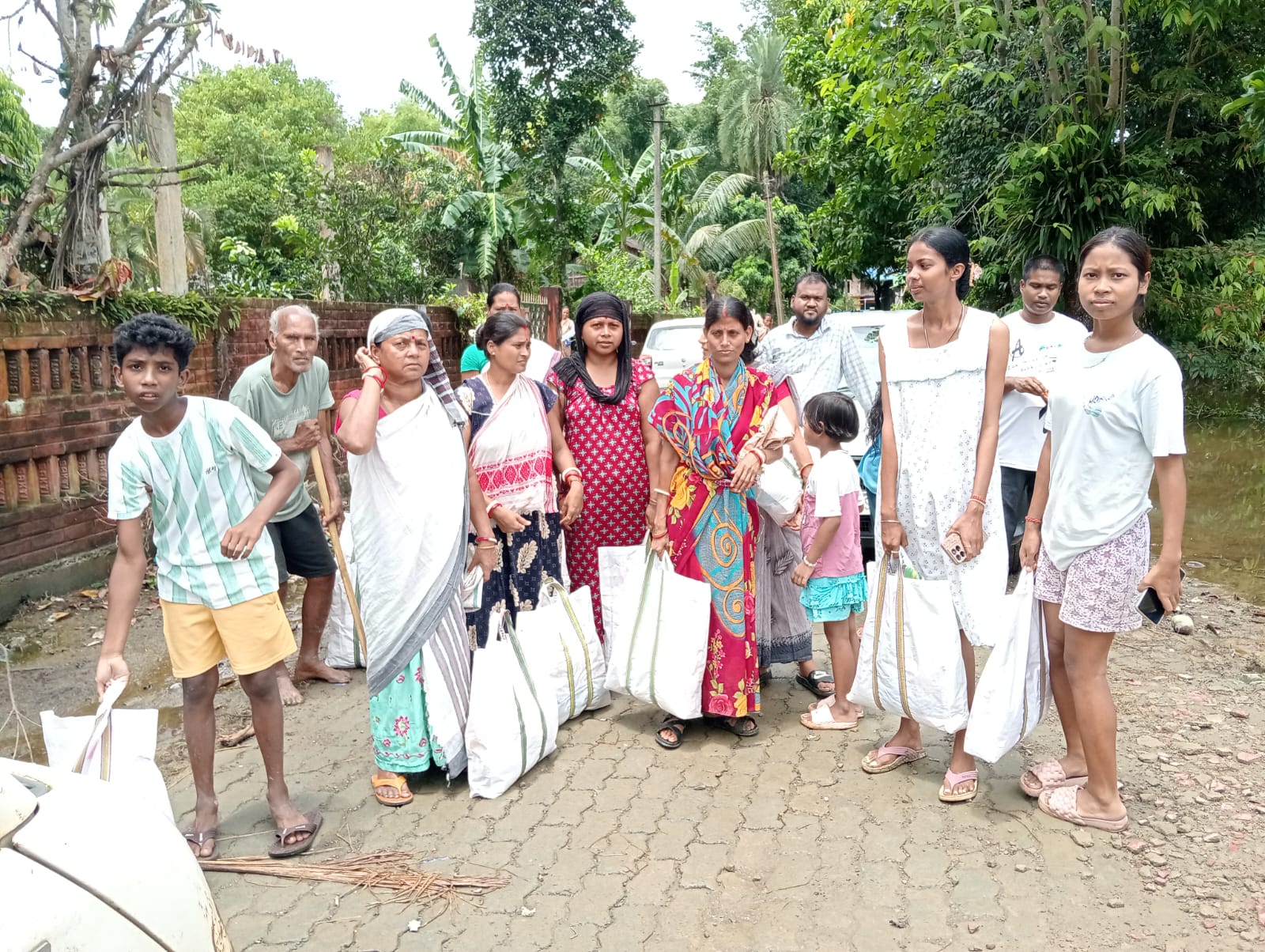 Bringing Hope to Flood-Ravaged Assam: Live4Help Foundation’s Relief Mission Stands Beside Families in Need detail 10